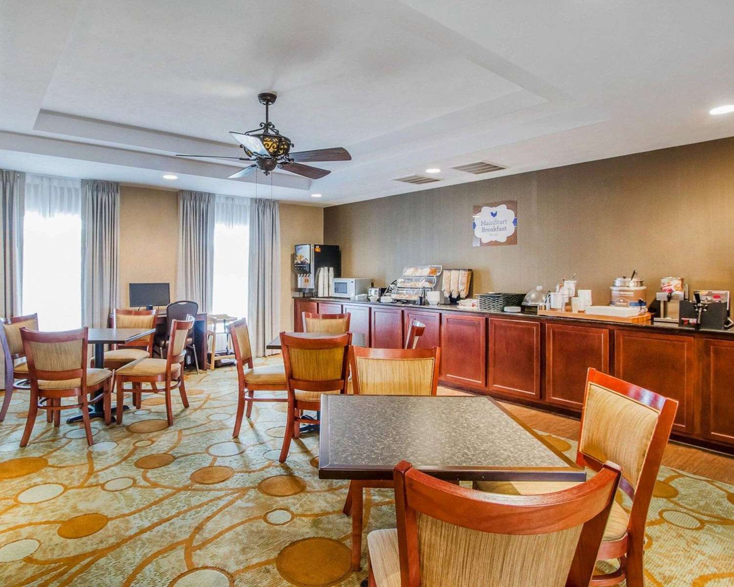 MainStay Suites Grand Island 13/19