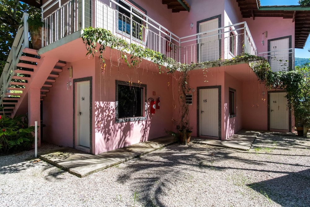 Pousada Sanremo Inn 37/50