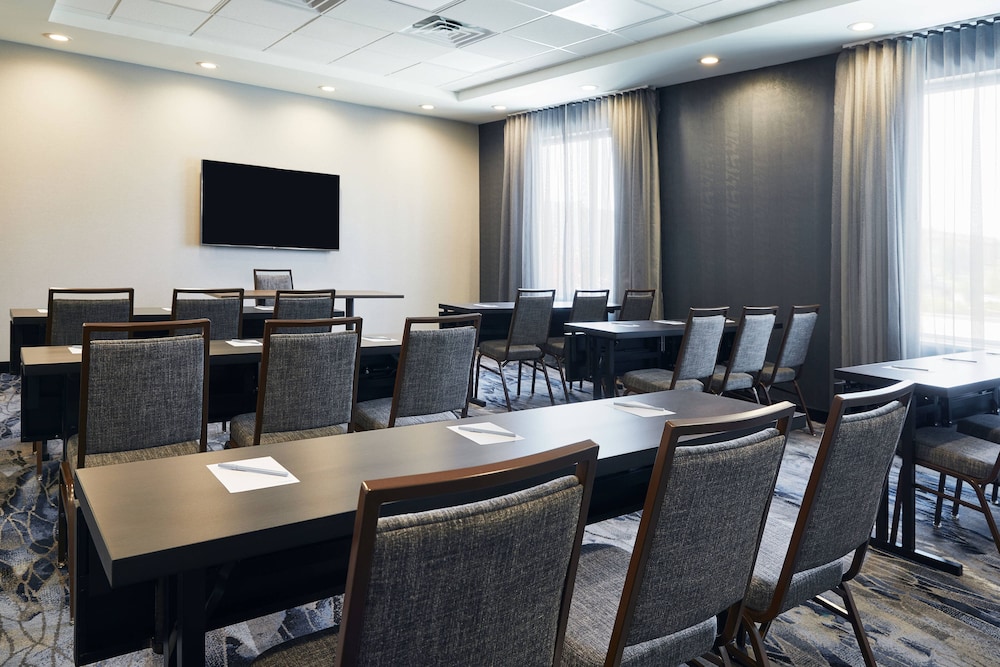 Fairfield Inn & Suites By Marriott Kansas City Belton 23/28