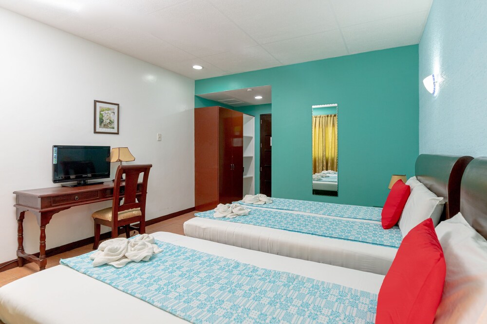 Ovemar Resort Hotel 12/24