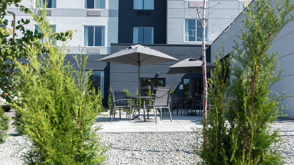 Fairfield Inn & Suites by Marriott Penticton 4/50