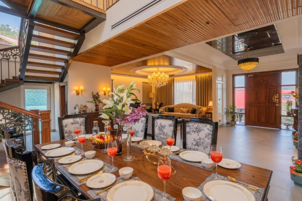 ELIVAAS prive The Royce Daisy Ultra Luxe 4 BHK Villa With Pvt Pool Jacuzzi 360 Hill Views 24/29