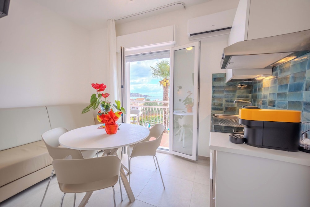 Residence Villa Giardini 41/66