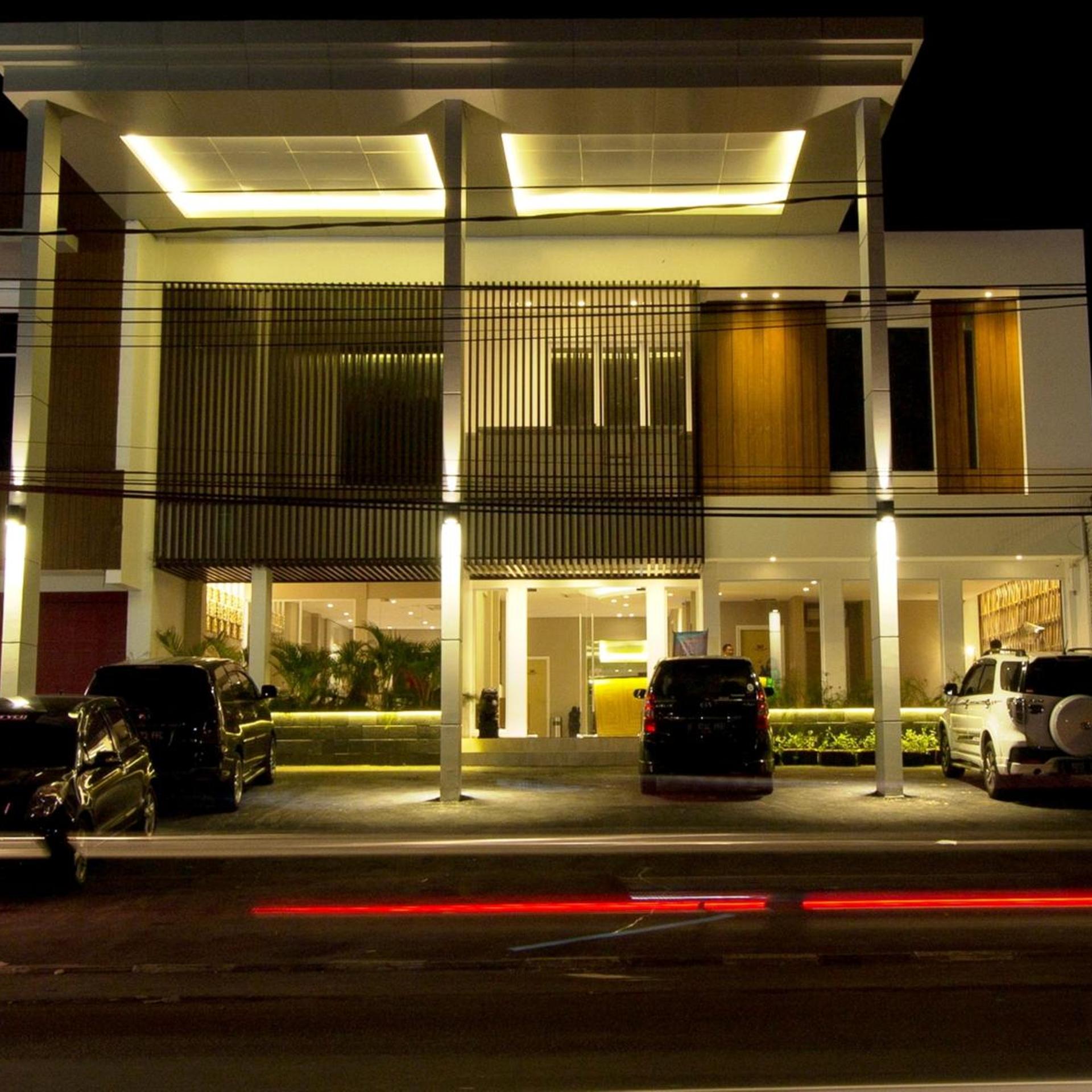Vinotel Cirebon 2/50