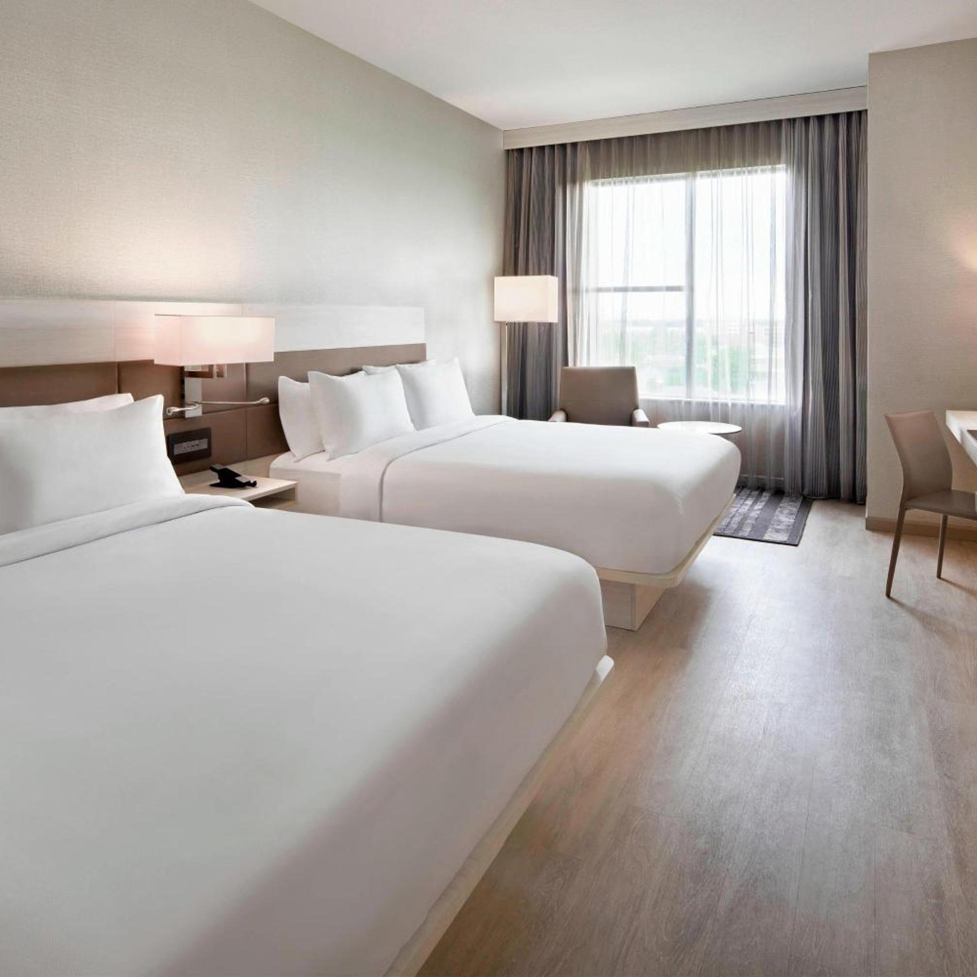 Room, 2 Queen Beds, Campus View