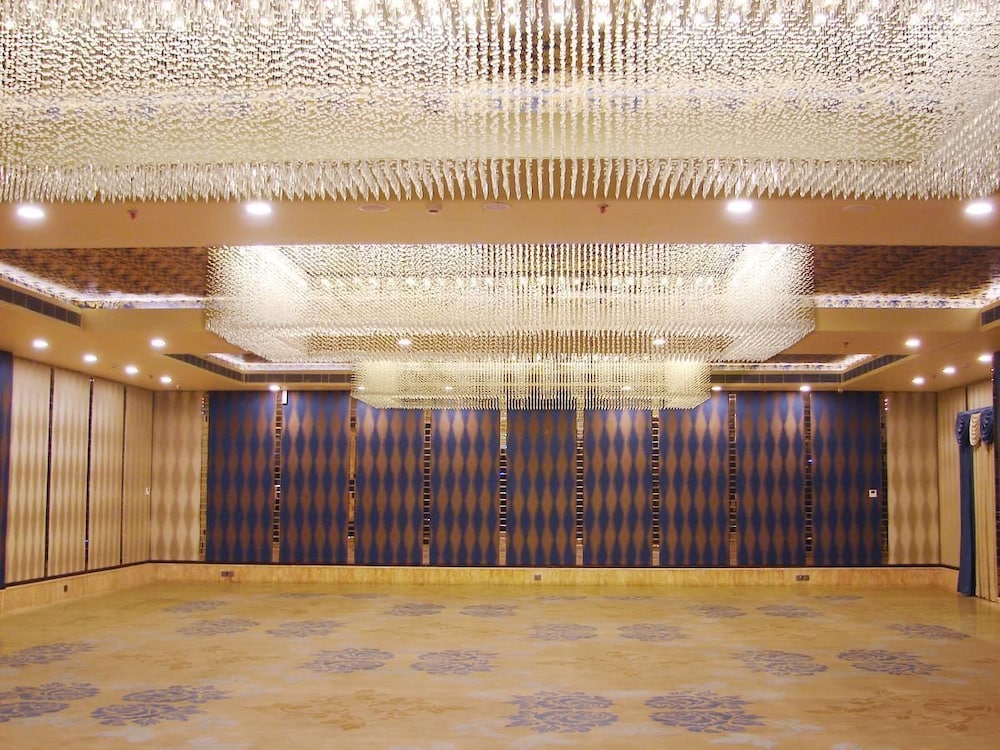 Hotel Grand Maple 5/42