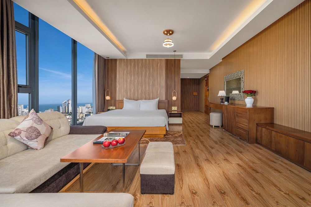 Nhu Minh Plaza Danang 24/68