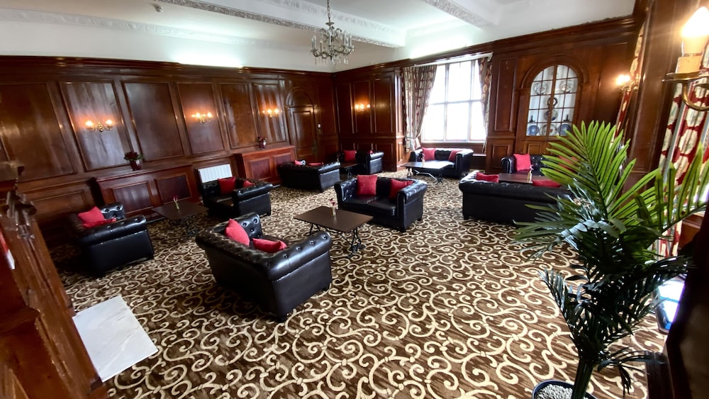 Russ Hill Hotel Gatwick 35/62