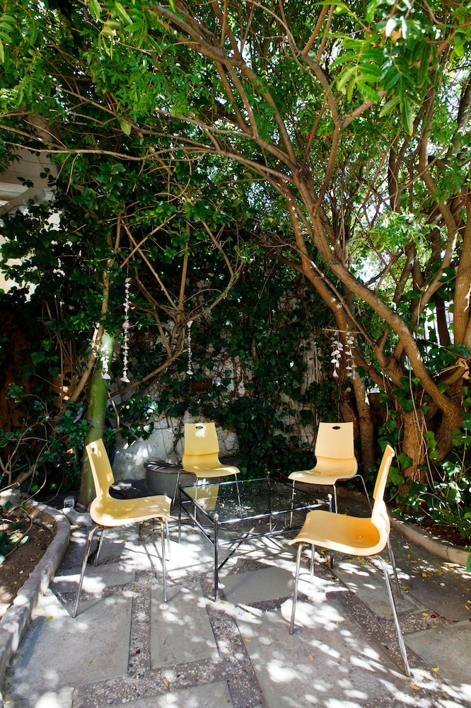 Sweet Orange Guest House 59/63