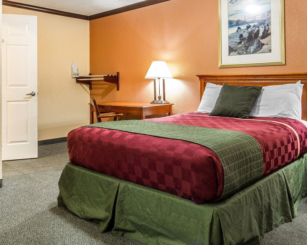 Sycamore Inn Chico University Area 14/50