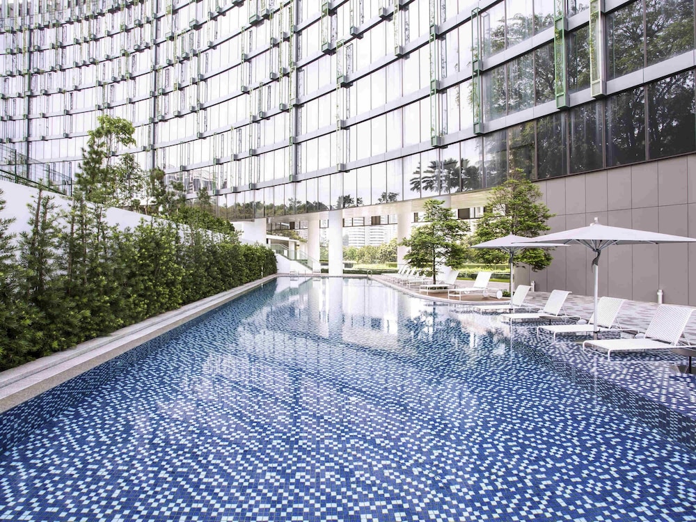 NOVOTEL SINGAPORE ON STEVENS 36/73