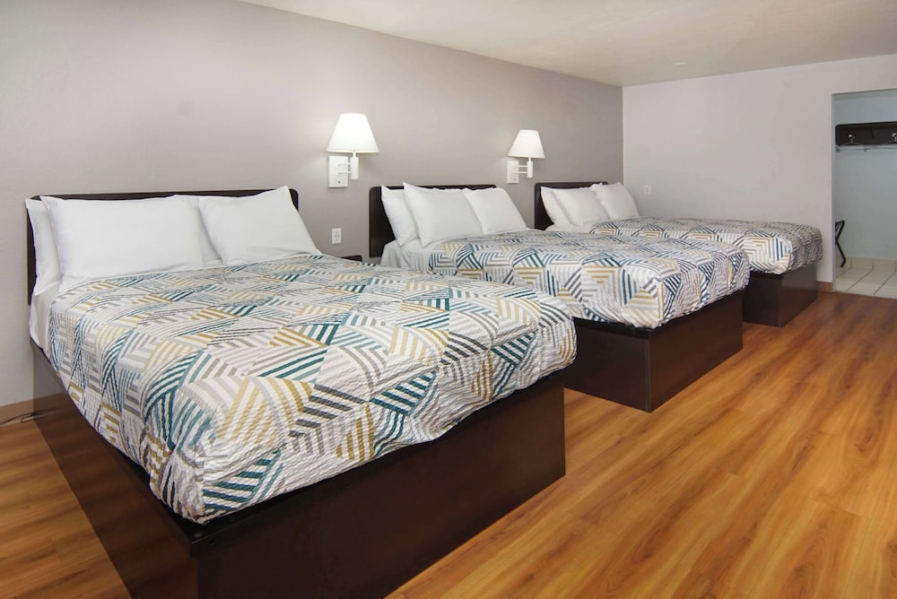 Motel6 Lancaster, TX - DeSoto - Lancaster 30/50