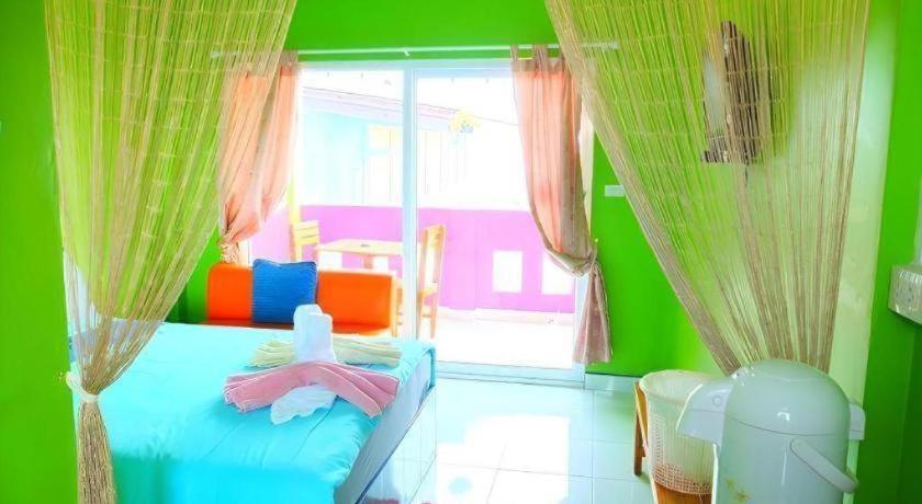 Baan Navy Hotel 21/64