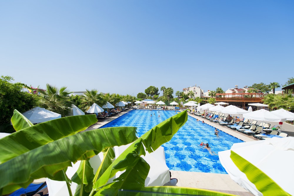 Raymar Resort and Aqua 42/50