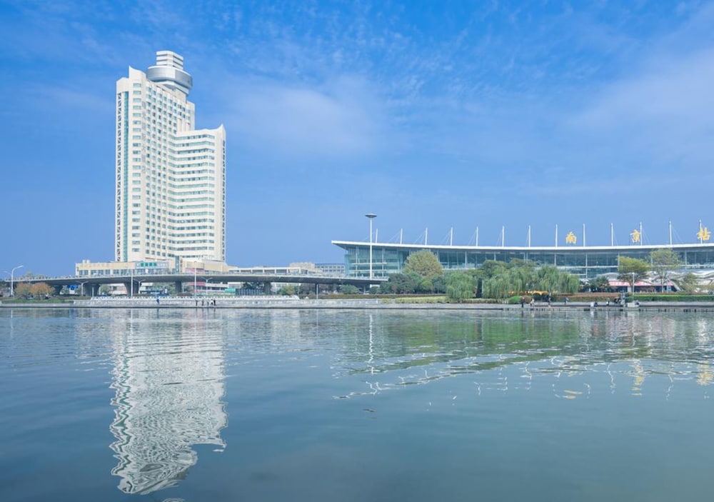 Nanjing Shuguang International Hotel 39/44