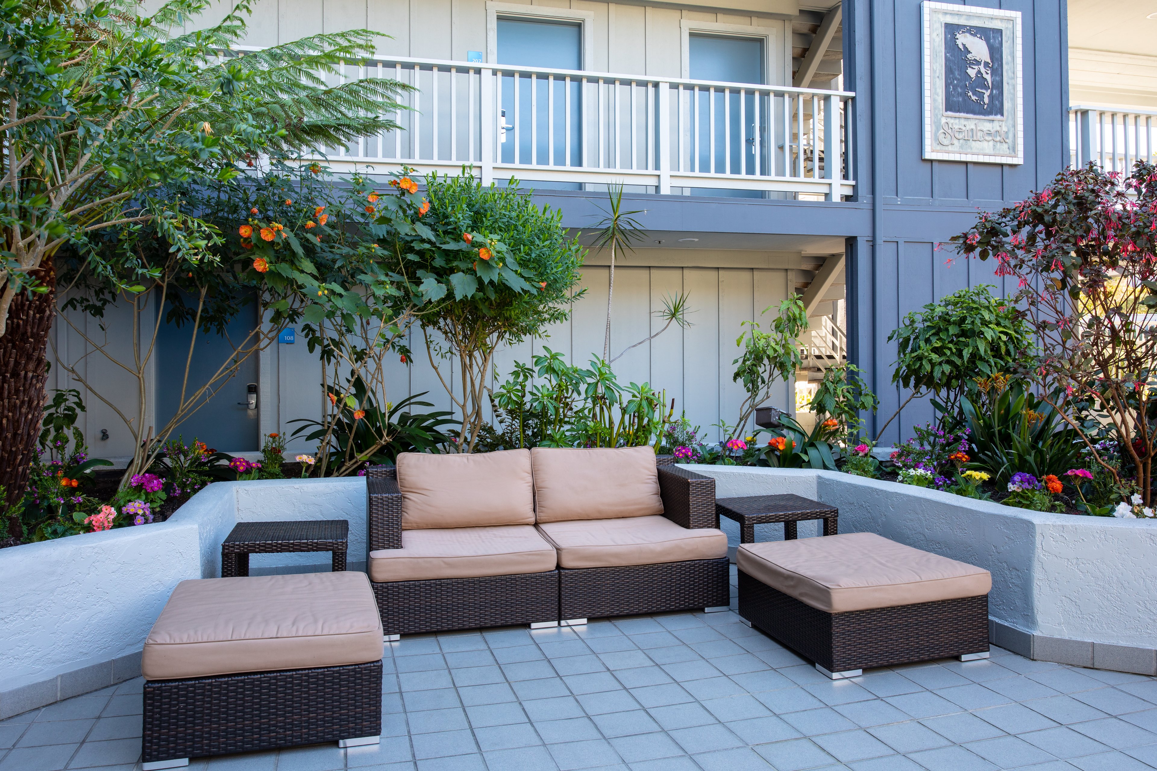 Holiday Inn Express Monterey Cannery Row 41/66