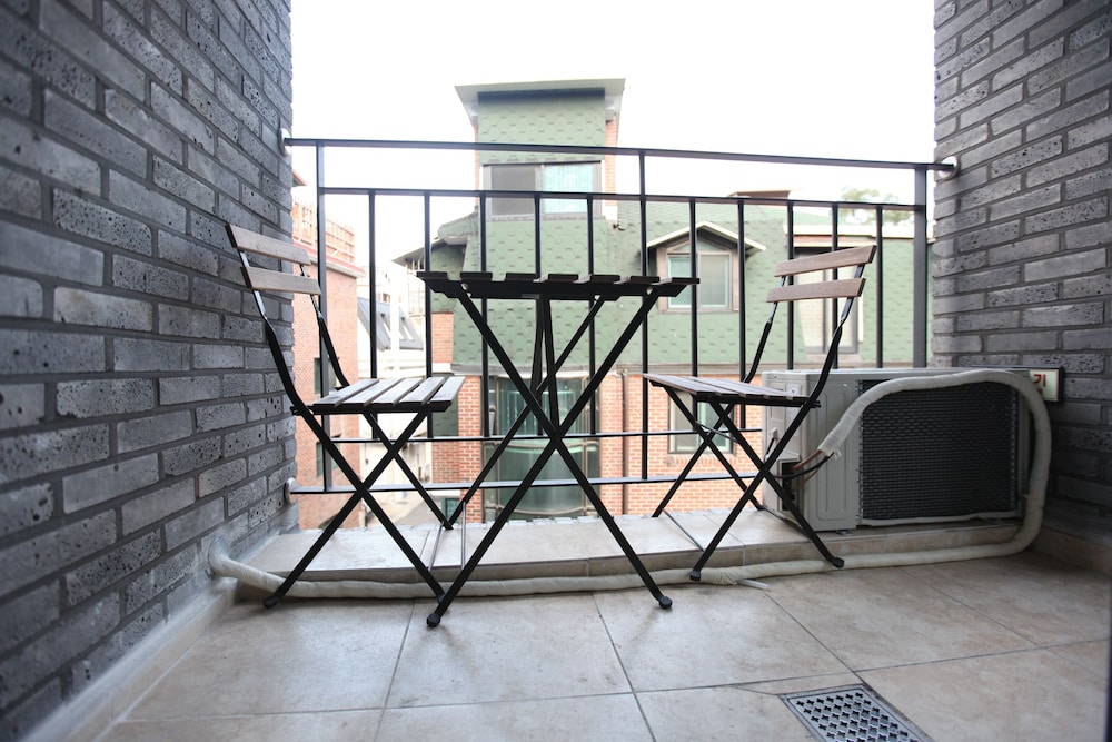 Myeongdong Artmonstay Guesthouse 45/74