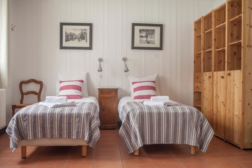 La Chaumiere Mountain Lodge 20/50