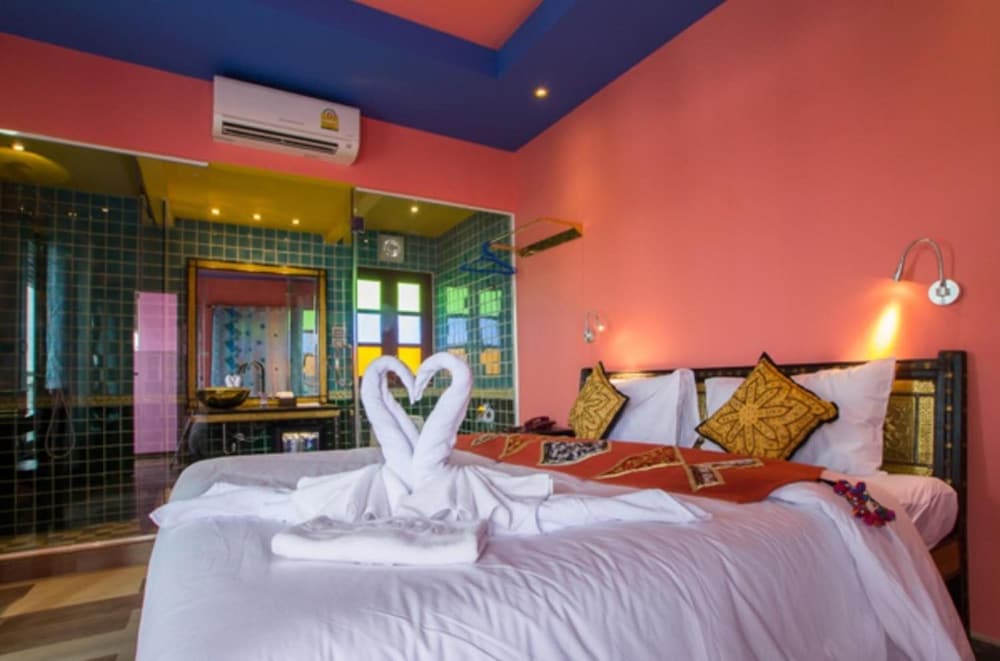 CHANGPUAK BOUTIQUE HOUSE 18/57