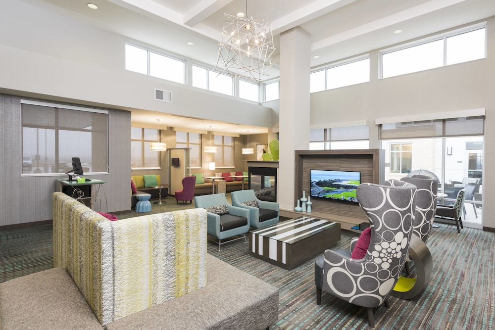 Residence Inn Milwaukee West 23/34