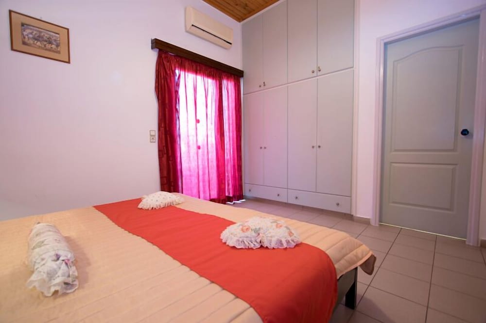 1 BEDROOM, FAMILY, APARTMENT