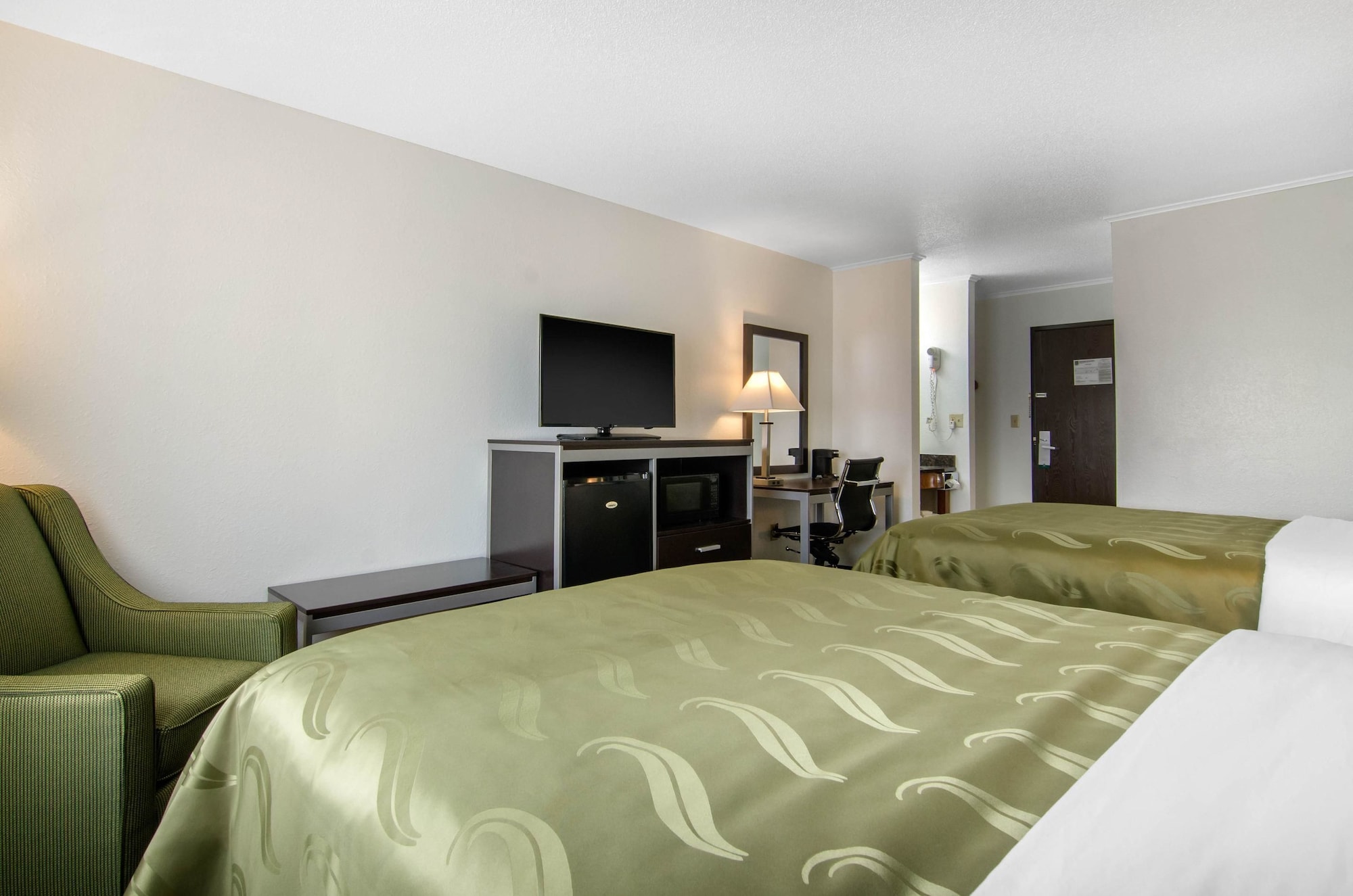 غرفة قياسية بسريرين كوين، Quality Inn Russell, KS 9/10