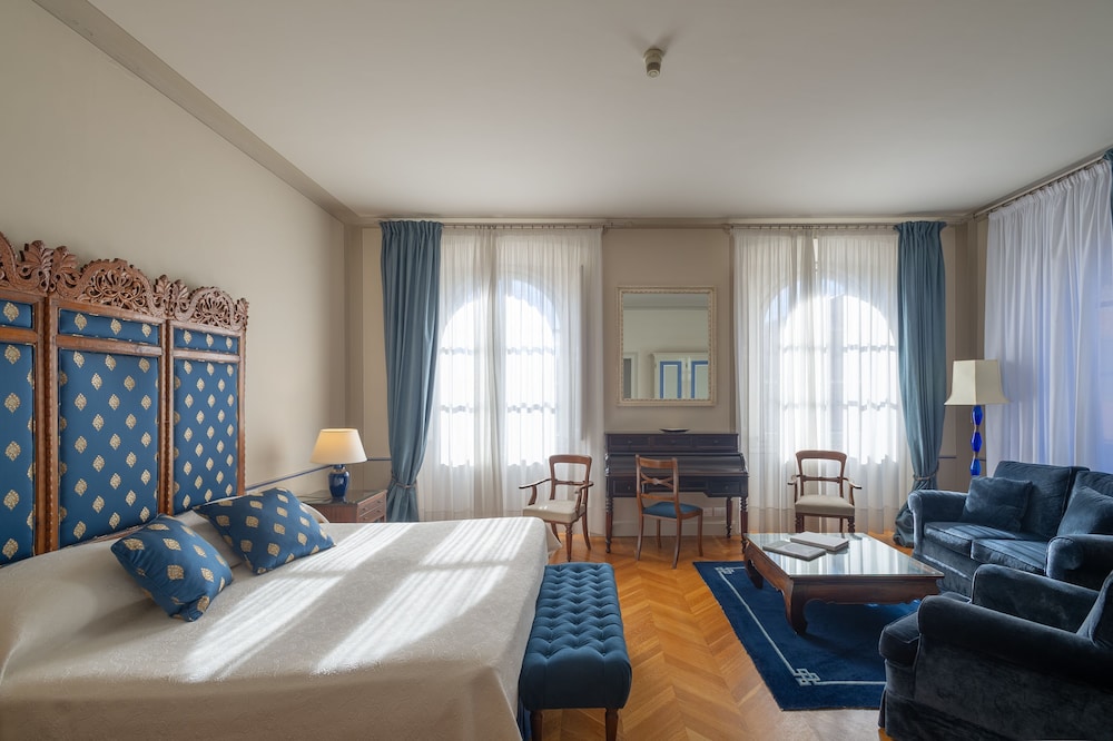 Albergo Pietrasanta 24/66