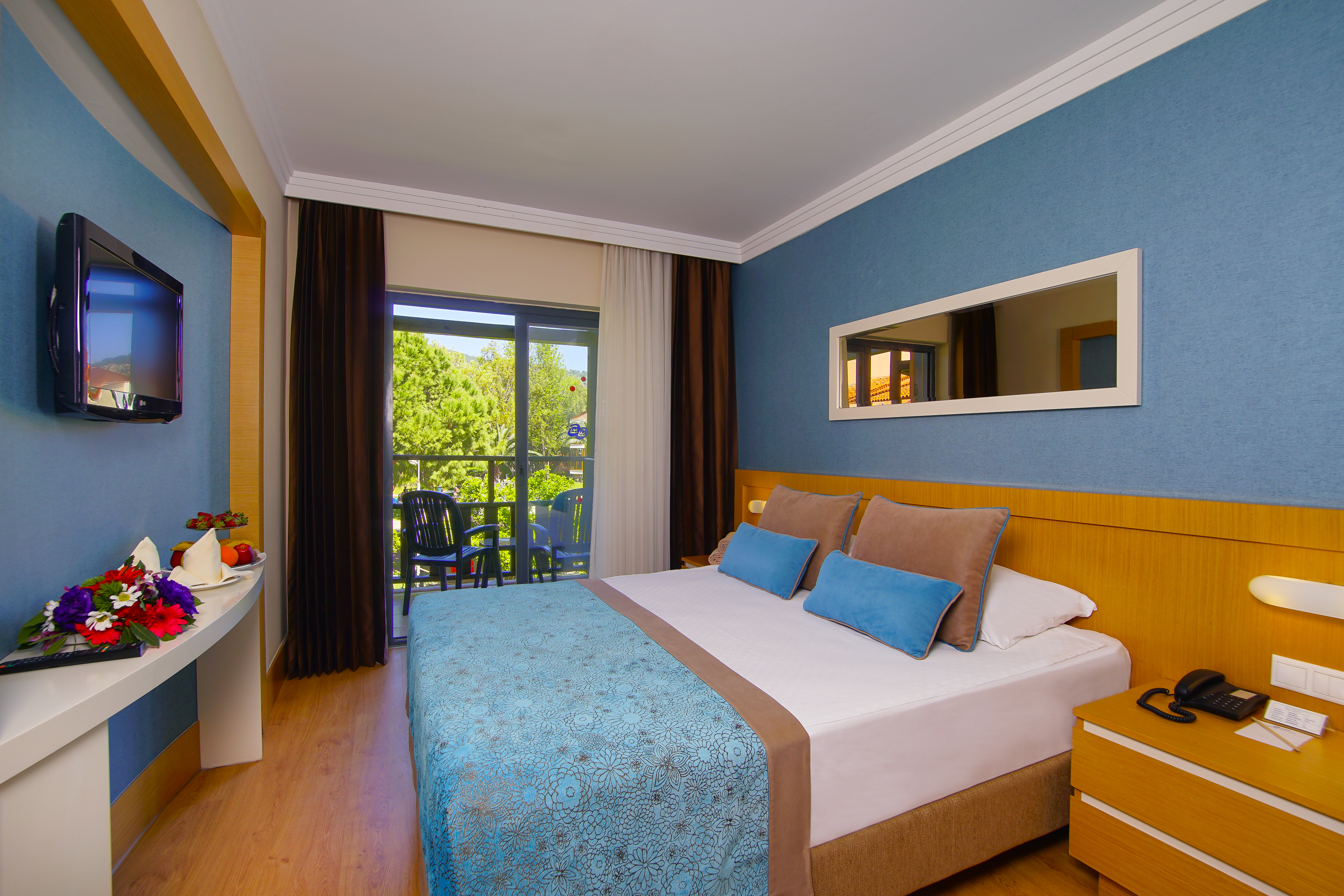 غرفة اقتصادية مفردة بسرير مزدوج