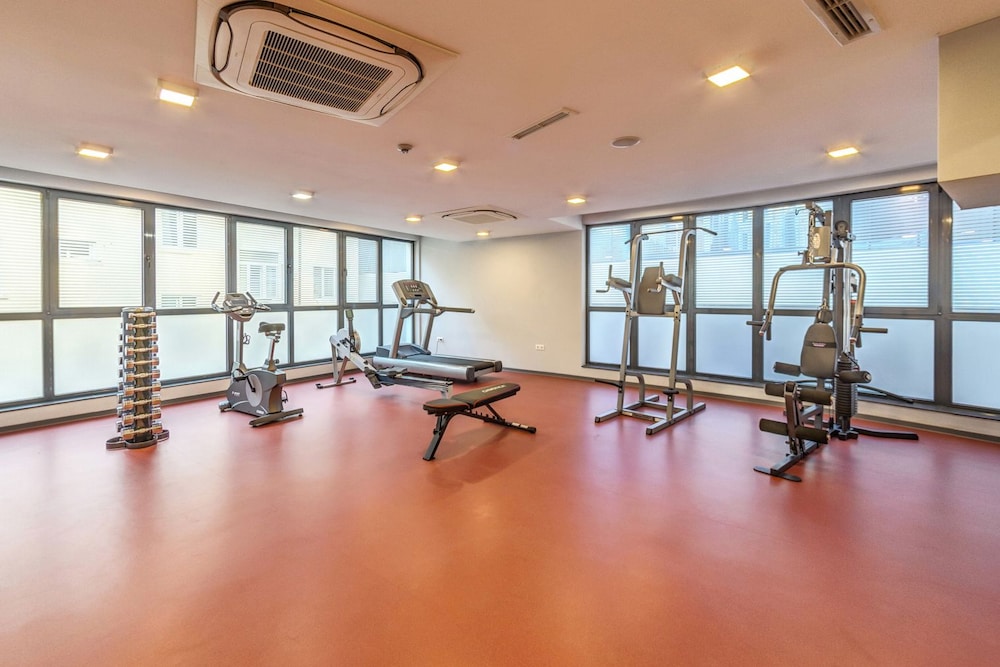 Coop Hotel Sofia 40/69