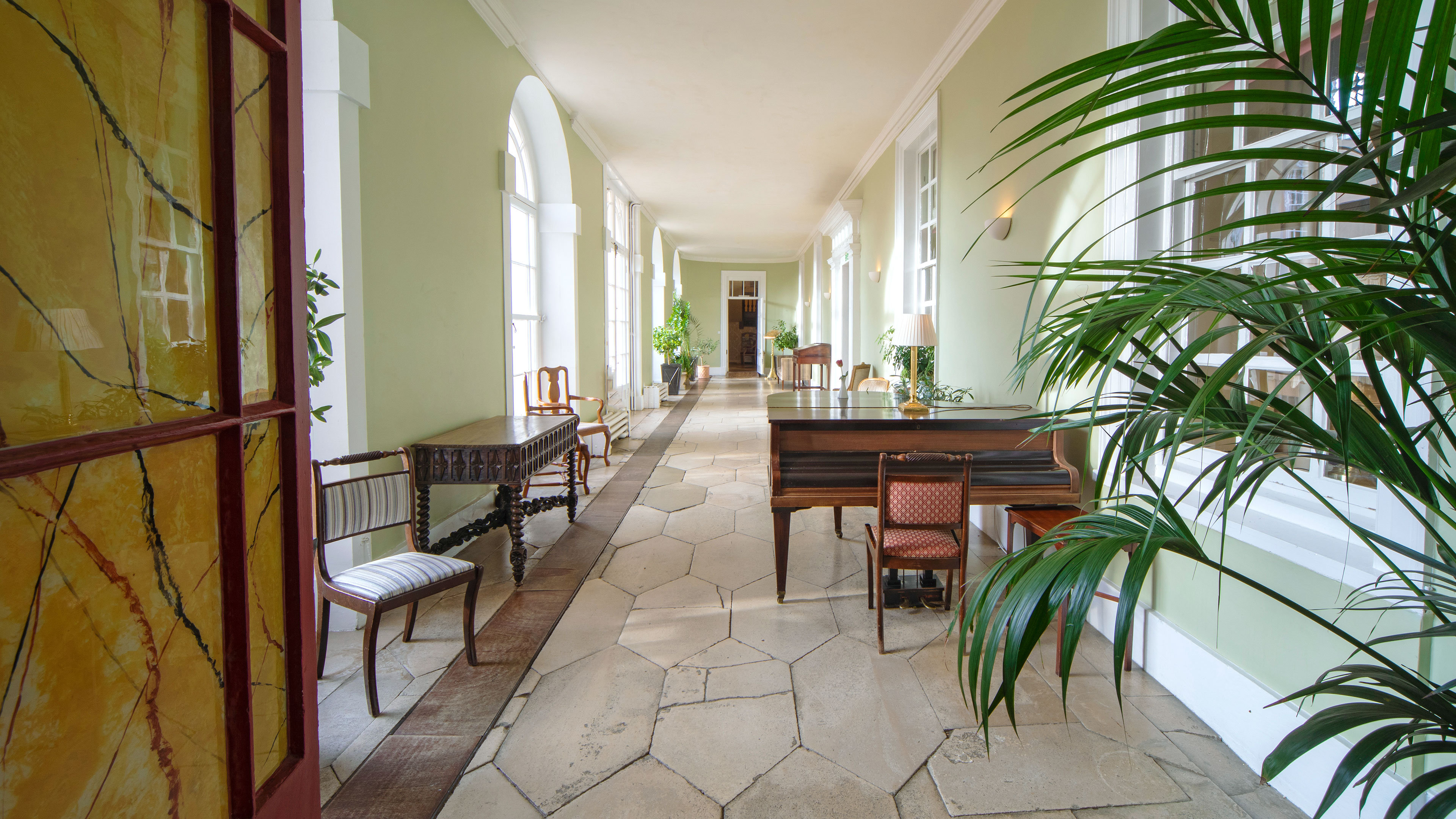 Hintlesham Hall 67/82