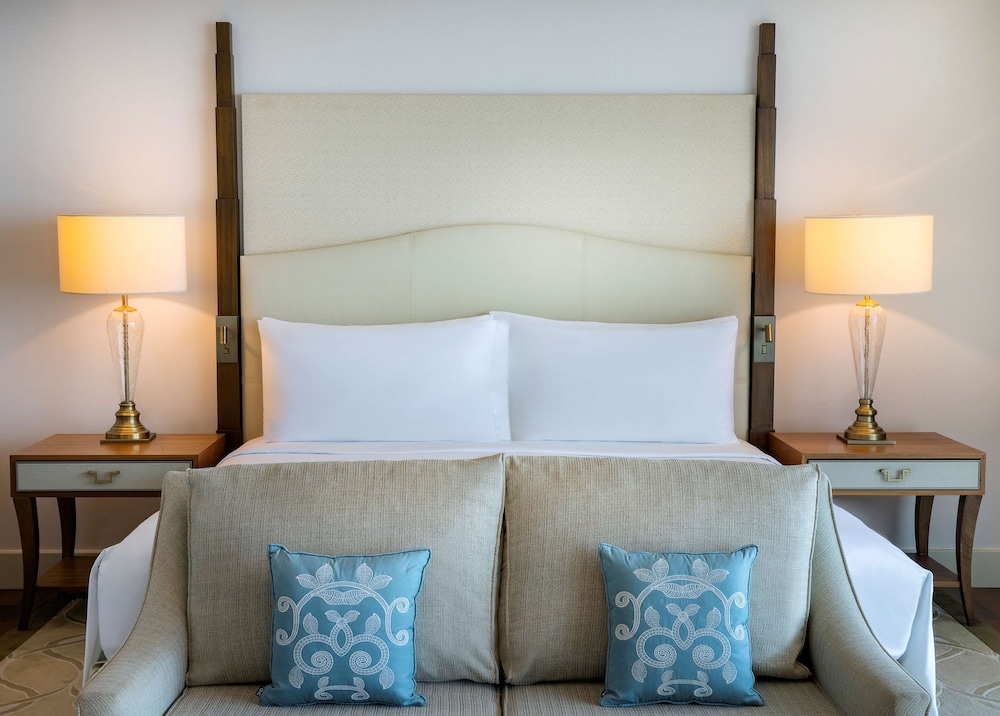 Waldorf Astoria Dubai Palm Jumeirah 55/81