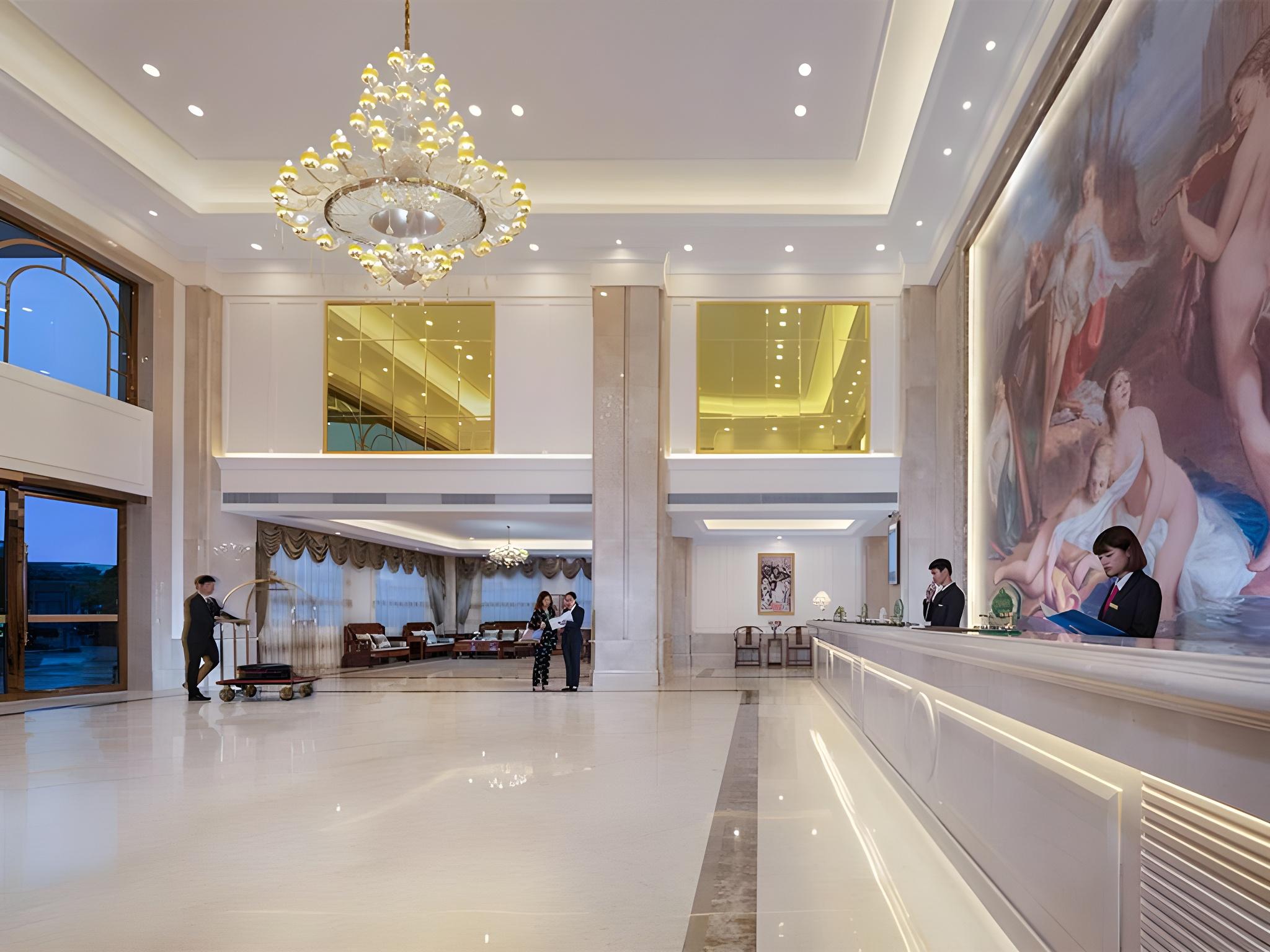 Vienna International Hotel (Xianyou High-speed Railway Station Store) 8/32
