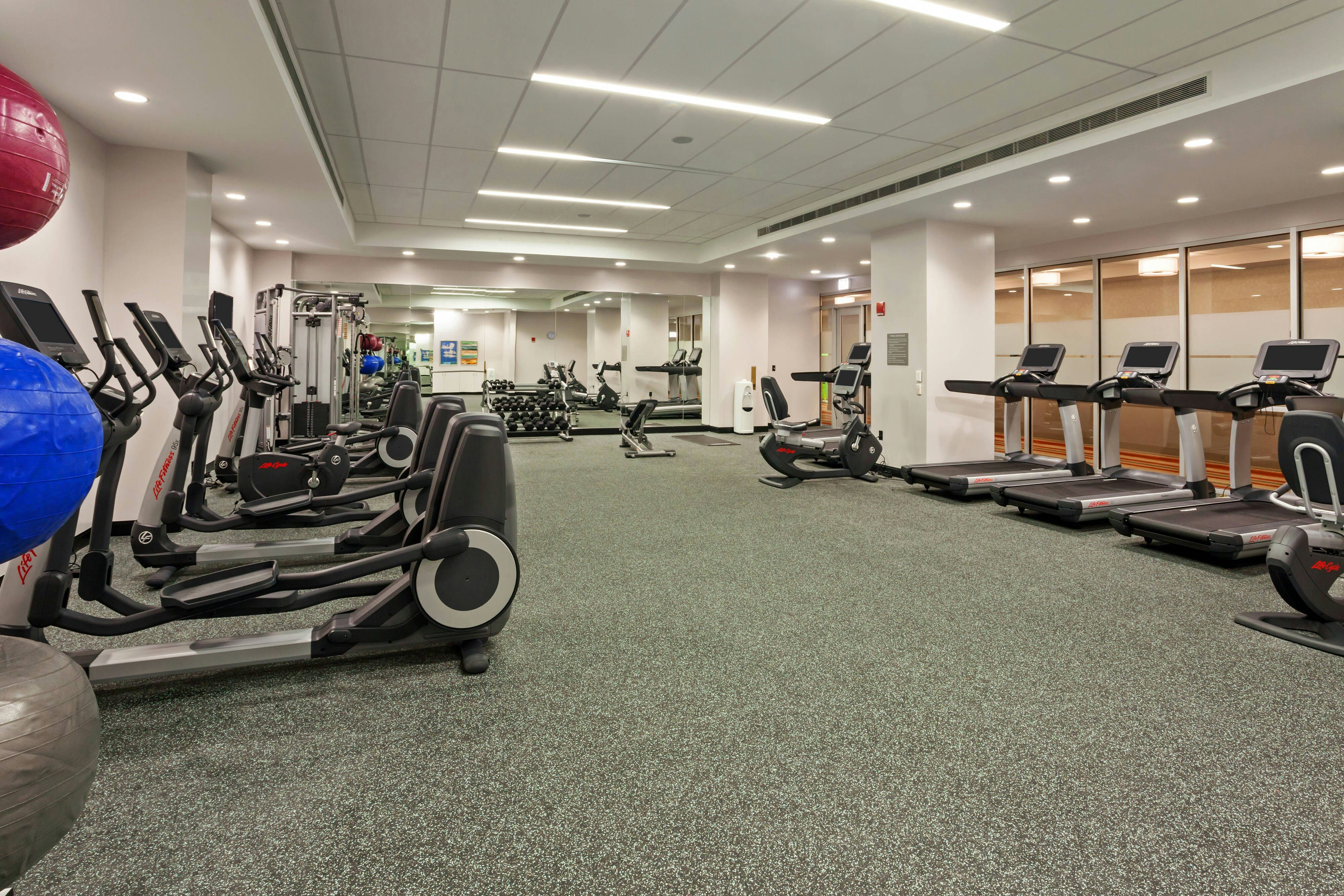 FAIRFIELD INN & SUITES CHICAGO DOWNTOWN/RIVER NORTH 21/47