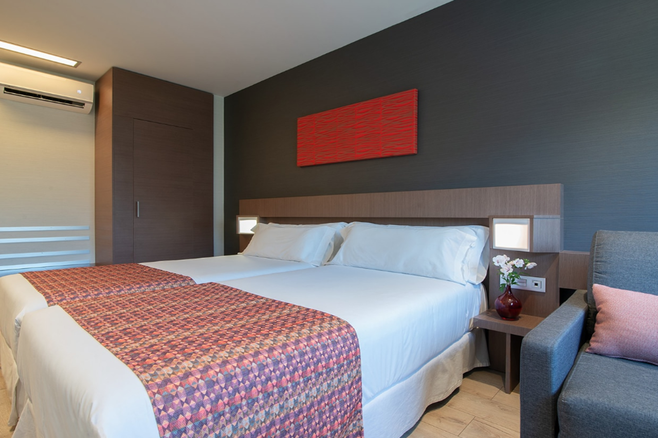 Hotel Granada by Pierre & Vacances 8/26
