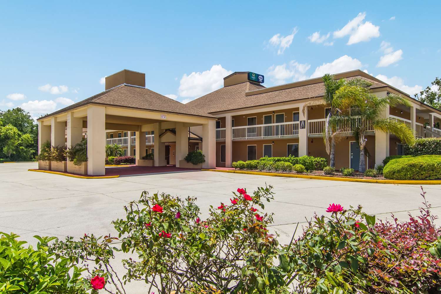 Suburban Studios Hotel Kingsland Near I-95 2/33
