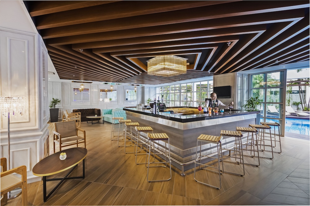 Melia Kuala Lumpur 37/50