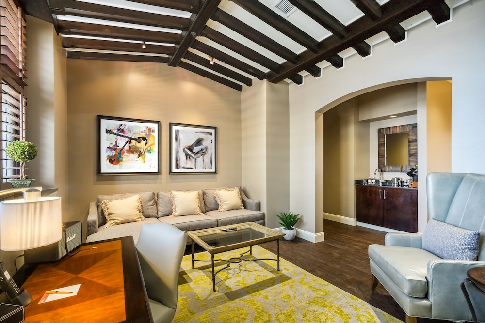 Hotel Indigo Nashville at The Countrypolitan 37/77