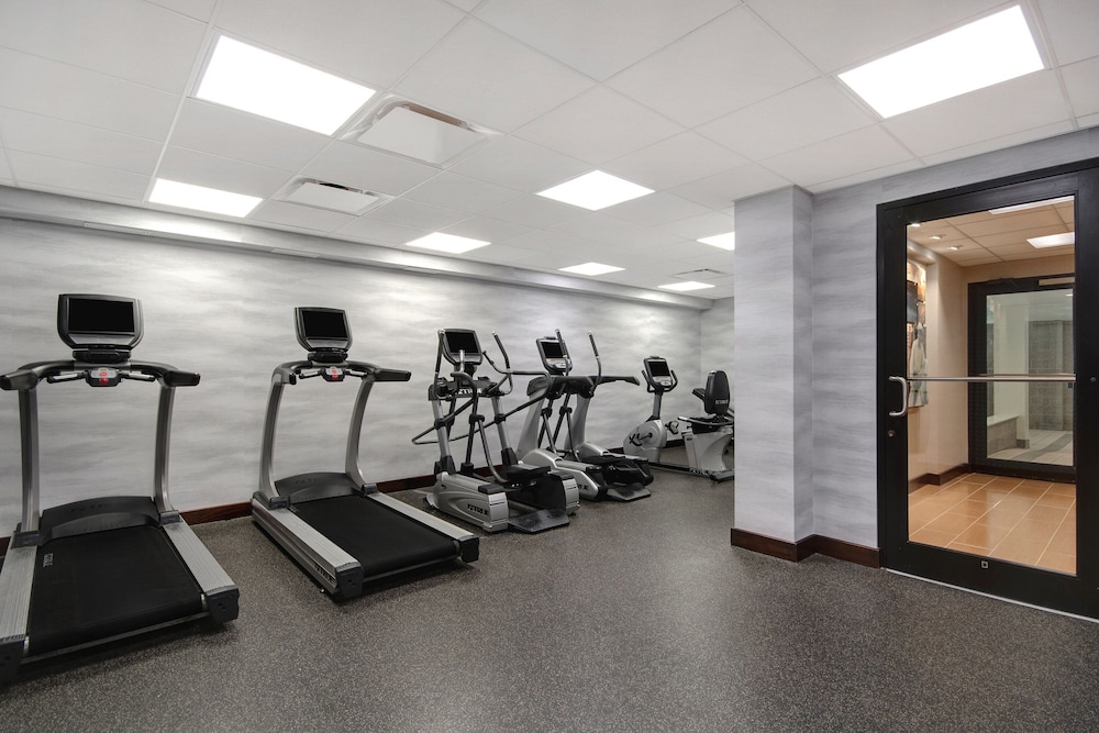 Fairfield Inn Amp Suites By Marriott Rochester West Greece 27/50