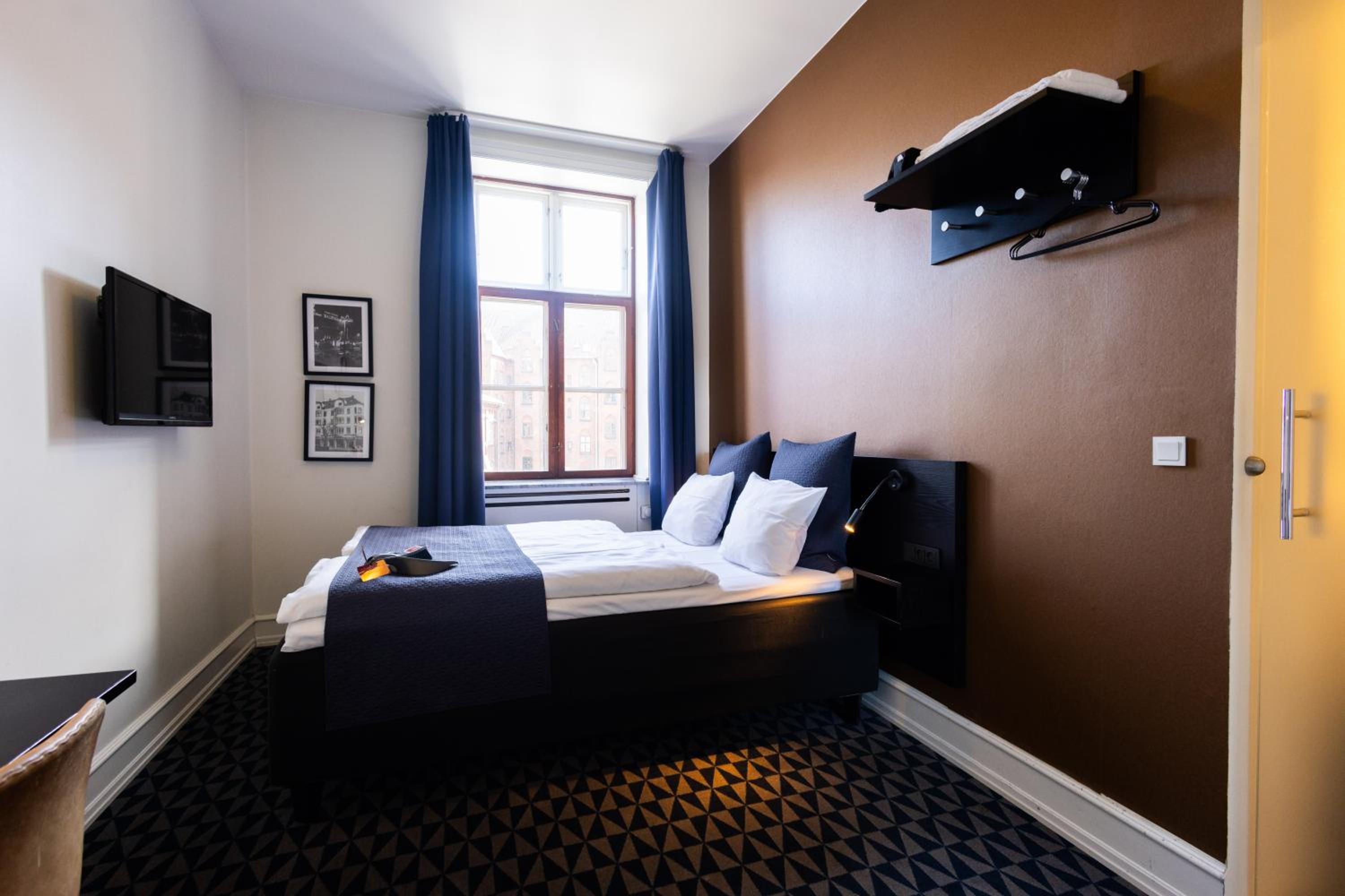غرفة صغيرة بسرير كوين، Milling Hotel Ritz Aarhus City 6/10