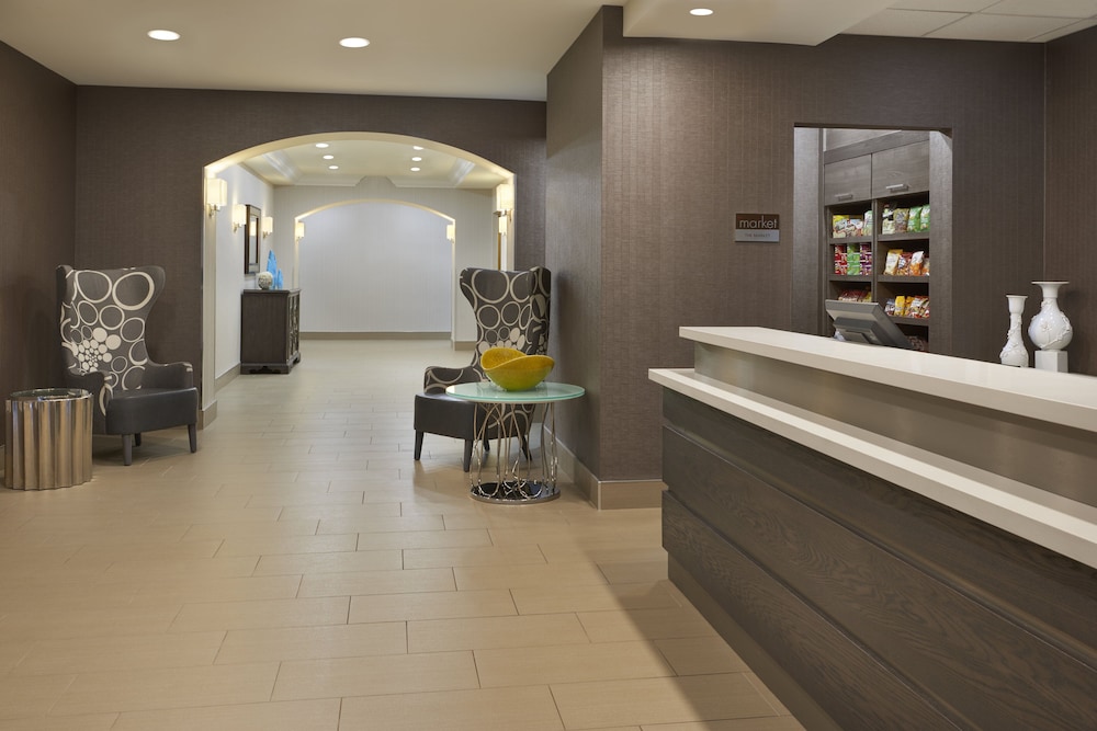 Lobby at Residence Inn by Marriott Toronto Airport, TORONTO