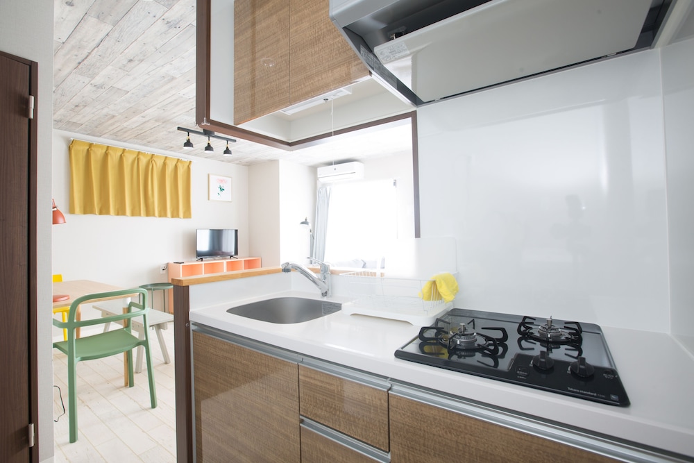 Skyliving Namba 39/41