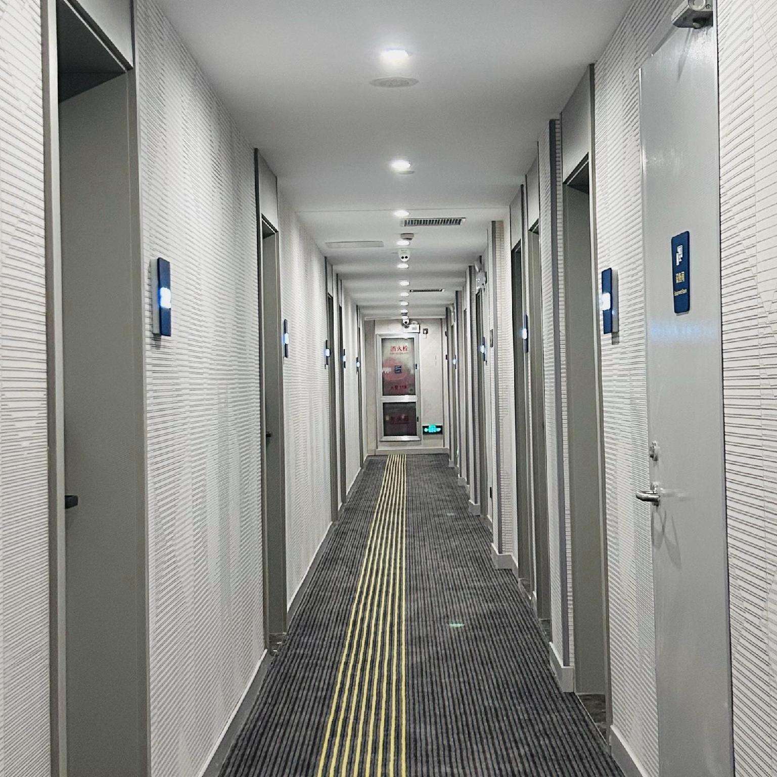 7 Days Inn (Shanghai Lujiazui Shimao Binjiang Huayuan) 14/25