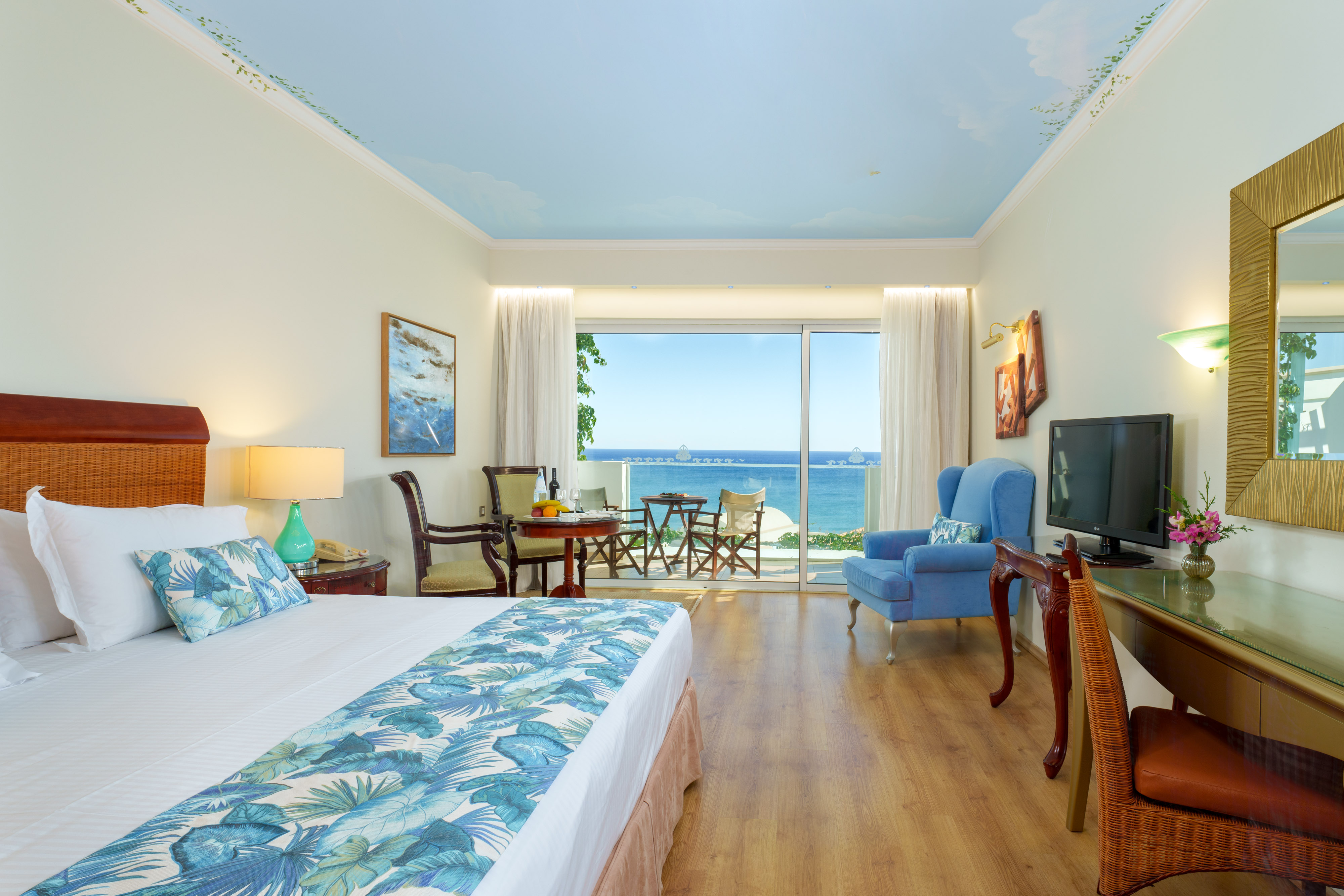 Deluxe, Double or Twin Bed, Sea View