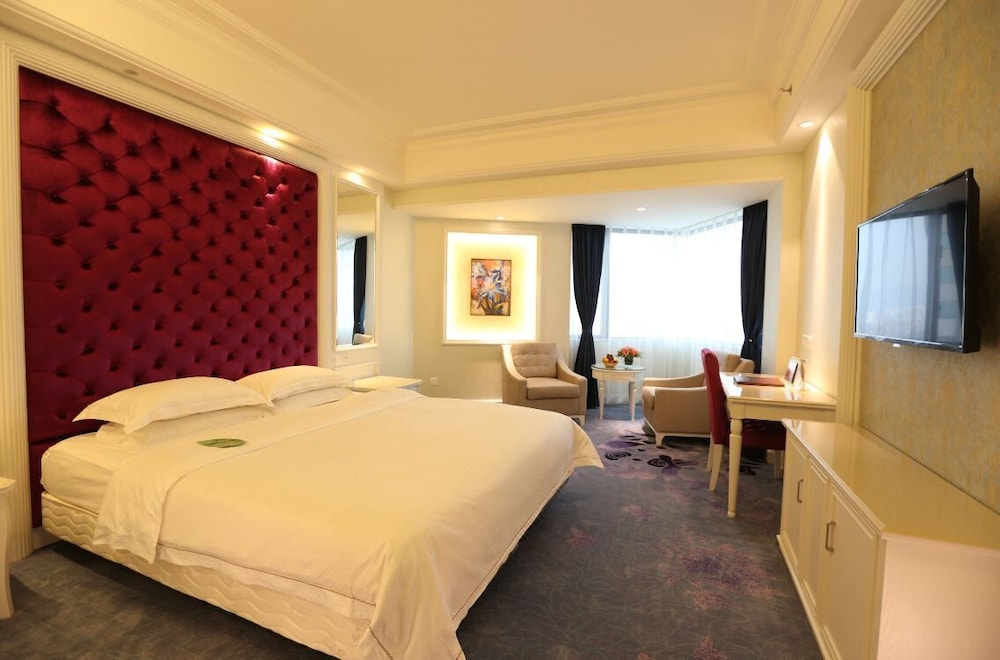 Pantower International Hotel 12/50