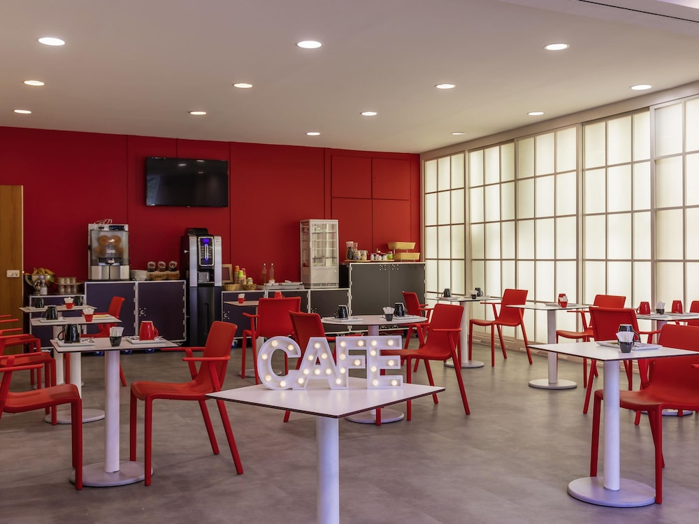 Ibis Styles Paris Saint Denis Plaine 42/57