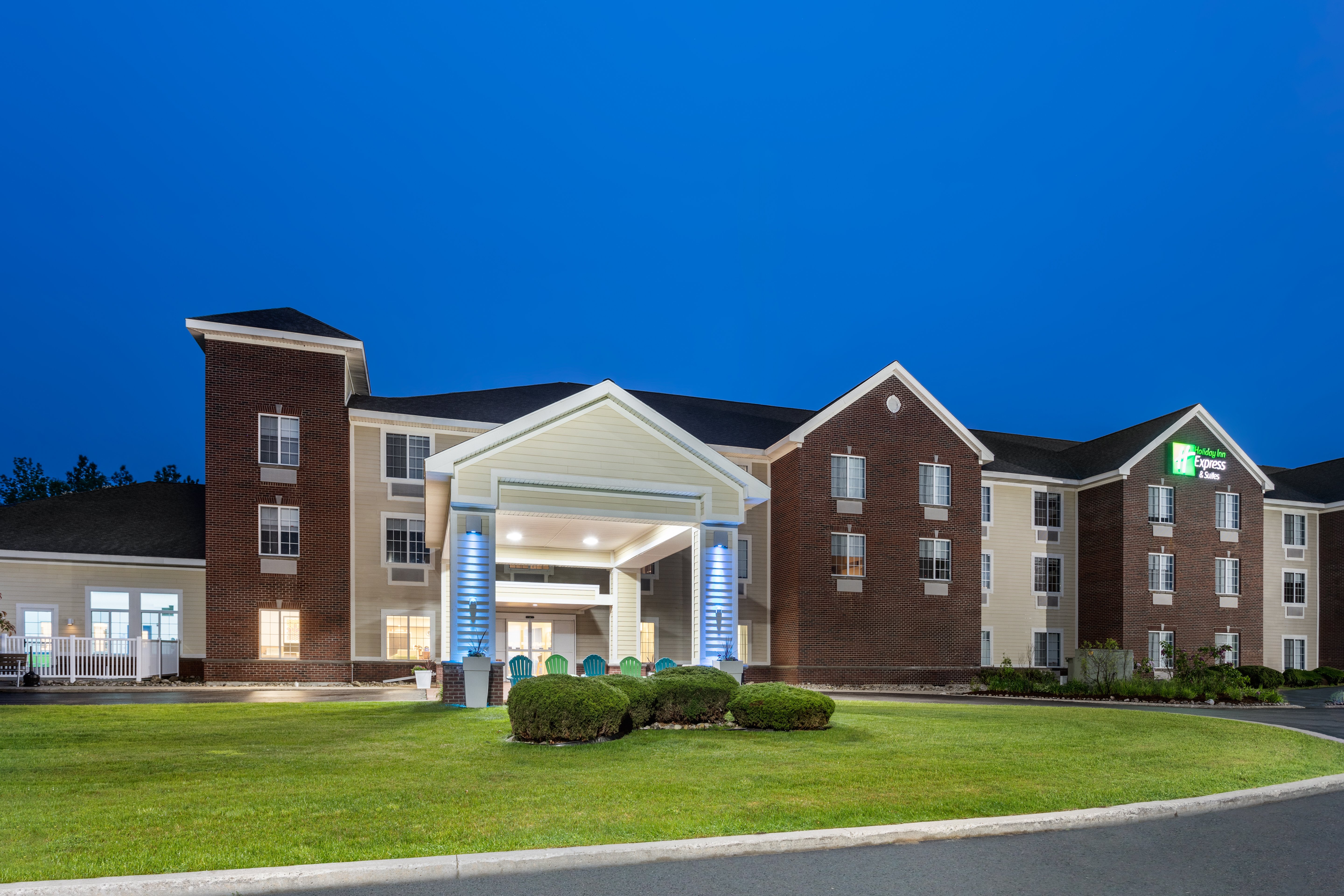 Holiday Inn Express Hotel Suites Acme Traverse City 4/50