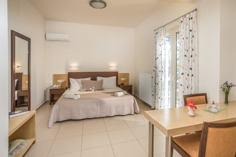 Your Memories Hotel Apartments 13/46