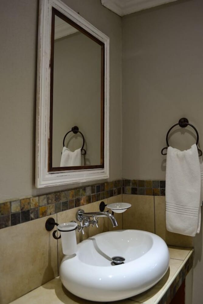 Wensleydale Guest Lodge 40/50