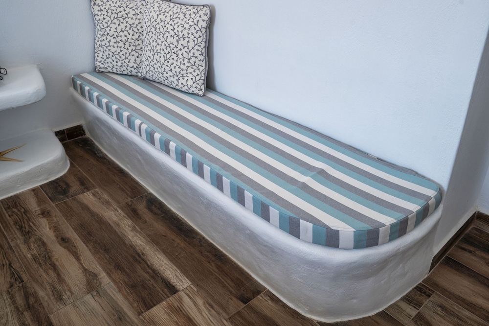 Iris Boutique Hotel 38/74
