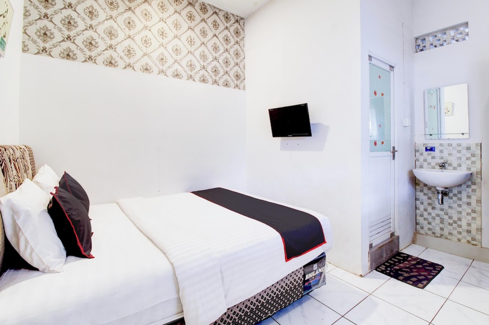 Hotel O Jalan Jenderal Sudirman Near Imam Bonjol Square Formerly Nelvi Guest House 18/50